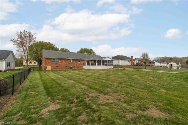 245 Lumina Drive, Lexington, NC 27295