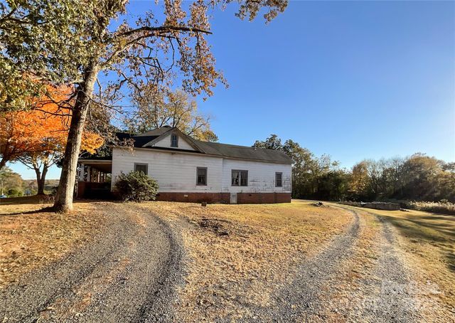 6993 Charlotte Highway, Lancaster, SC 29707