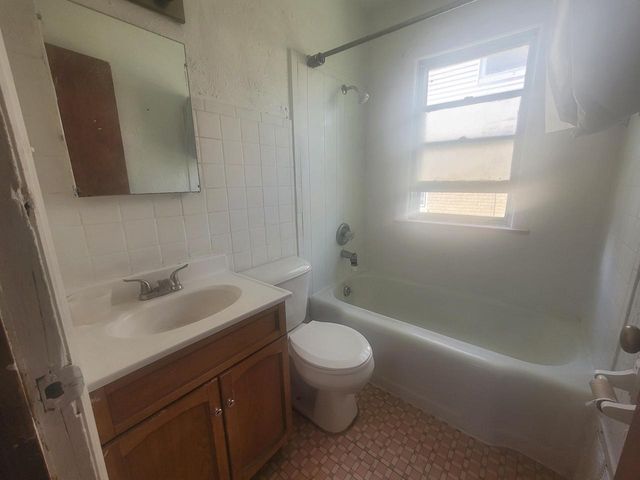 4132 51st BOULEVARD, Milwaukee, WI 53216