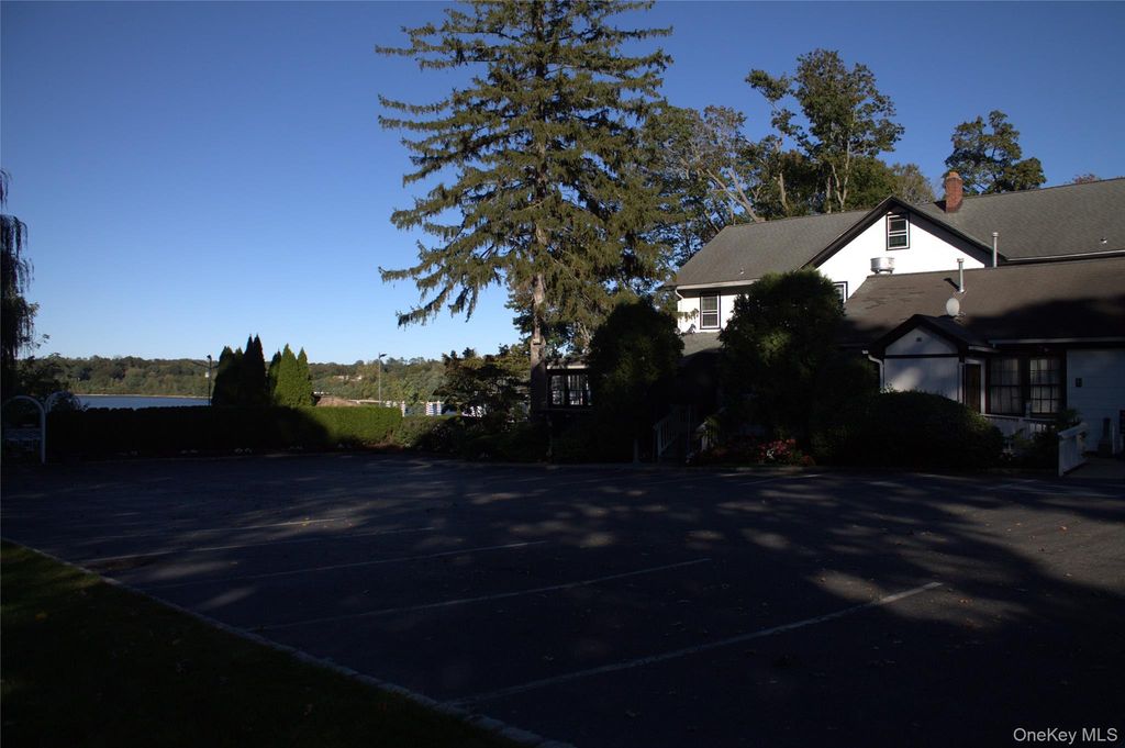 161 Rose Drive, Ronkonkoma, NY 11779 — photo 2