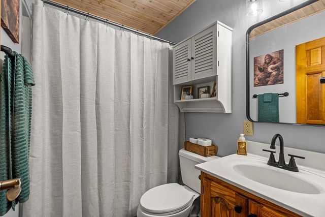 114 Nottely Shores W, Blairsville, GA 30512