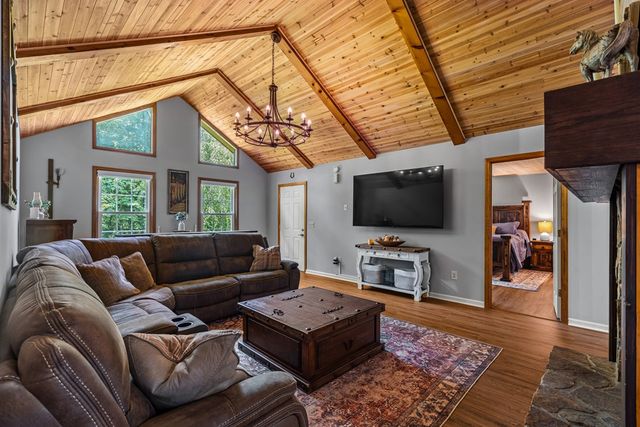 114 Nottely Shores W, Blairsville, GA 30512