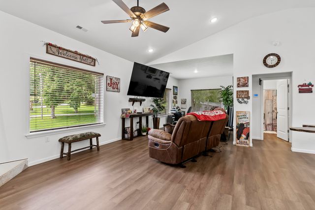 6482 Long Beach Road, Branson, MO 65616