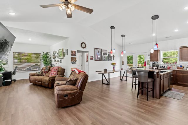6482 Long Beach Road, Branson, MO 65616