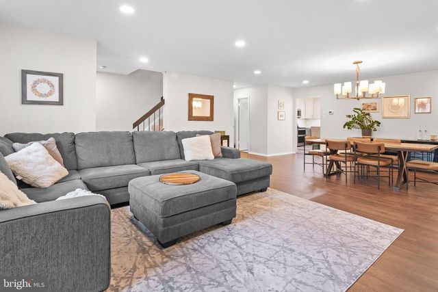 3116 OLD POST DR, Baltimore, MD 21208
