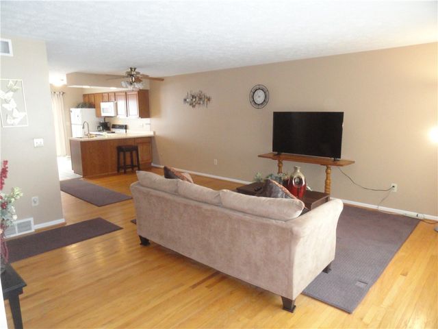 64 Greenway Boulevard, Riga, NY 14428