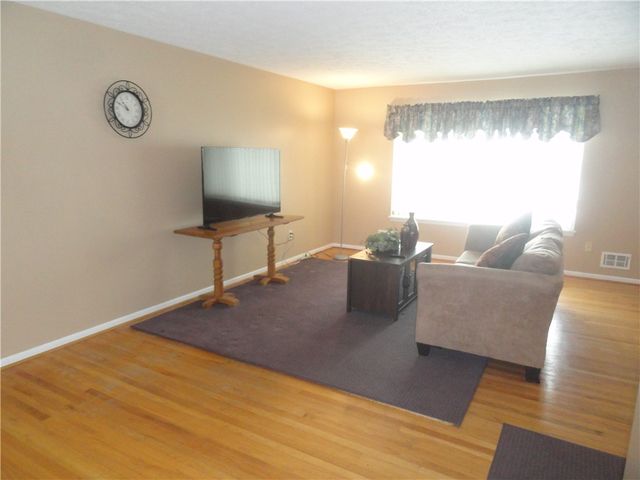 64 Greenway Boulevard, Riga, NY 14428