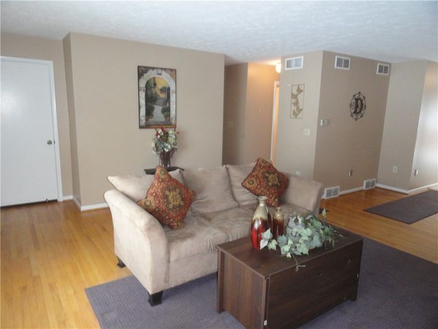 64 Greenway Boulevard, Riga, NY 14428