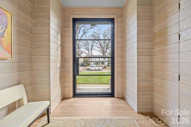 1344 Biltmore Drive, Charlotte, NC 28207