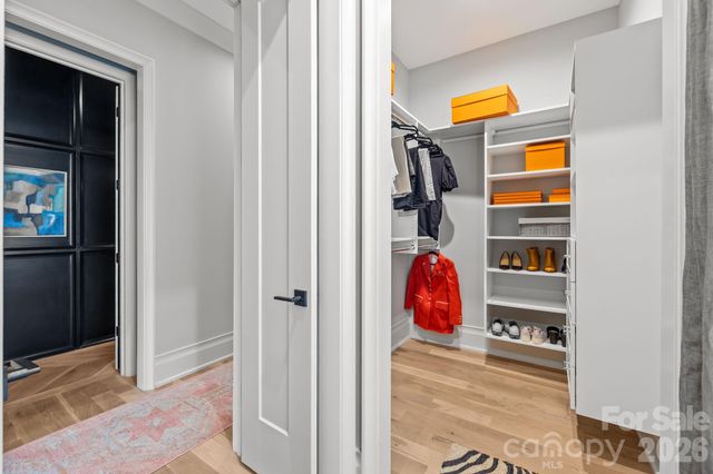 1344 Biltmore Drive, Charlotte, NC 28207