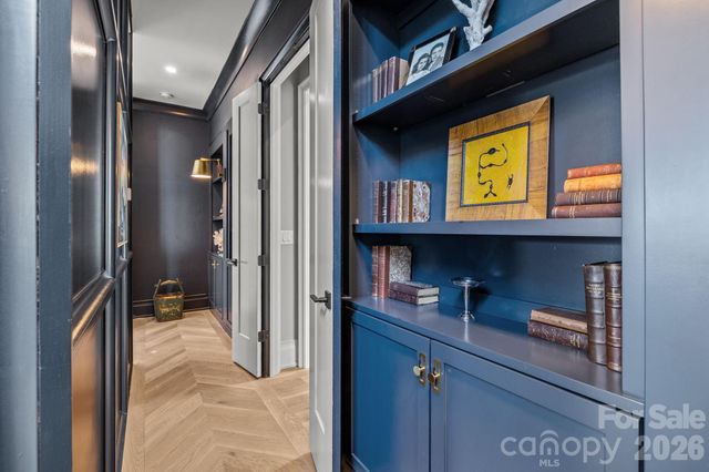 1344 Biltmore Drive, Charlotte, NC 28207