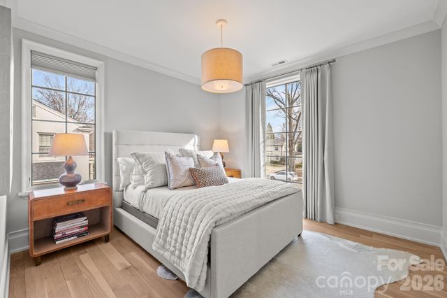 1344 Biltmore Drive, Charlotte, NC 28207