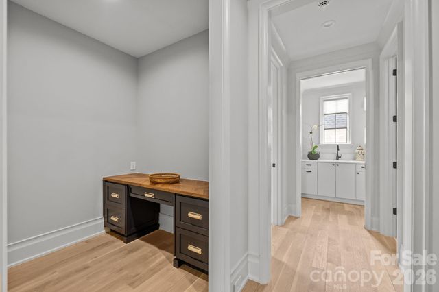 1344 Biltmore Drive, Charlotte, NC 28207