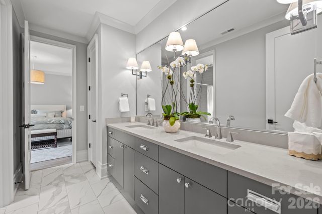 1344 Biltmore Drive, Charlotte, NC 28207