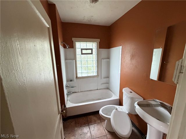 4170 E 113th Street, Cleveland, OH 44105