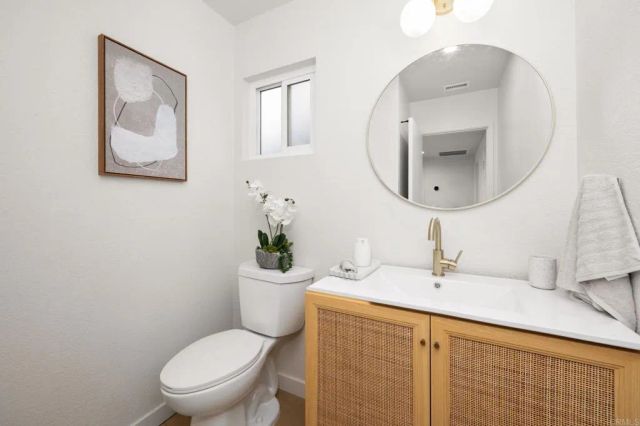 416 N Prospect Ave, Redondo Beach, CA 90277