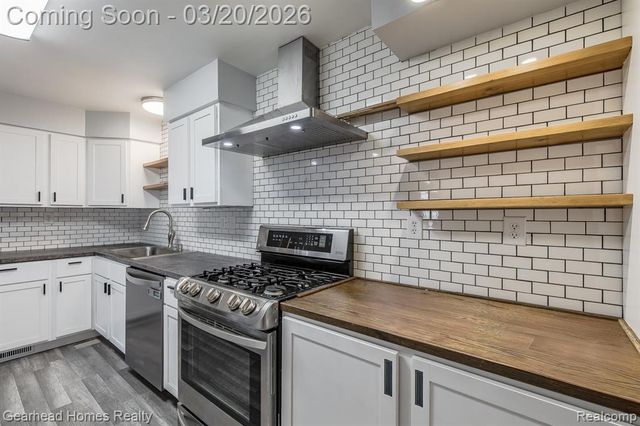 2495 W Lake Road, Clio, MI 48420