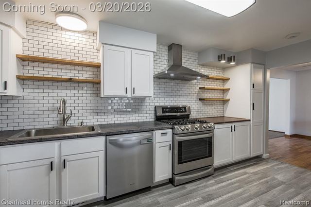 2495 W Lake Road, Clio, MI 48420