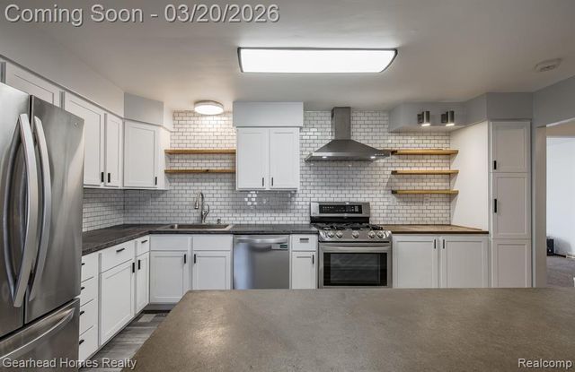 2495 W Lake Road, Clio, MI 48420