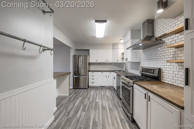 2495 W Lake Road, Clio, MI 48420