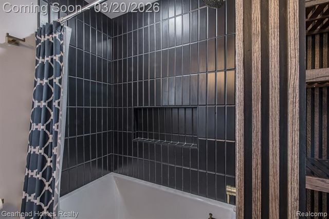 2495 W Lake Road, Clio, MI 48420