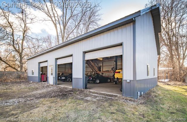 2495 W Lake Road, Clio, MI 48420