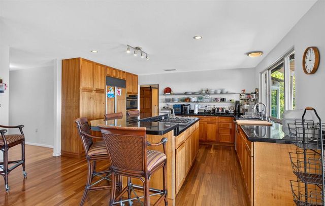 5018 Soledad Rd, San Diego, CA 92109