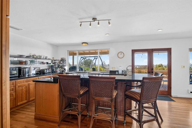 5018 Soledad Rd, San Diego, CA 92109