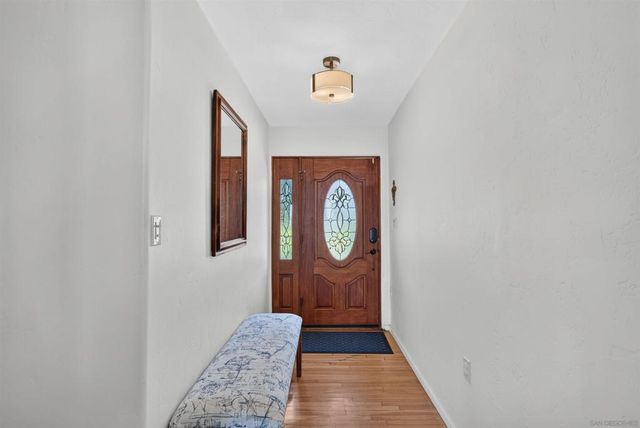 5018 Soledad Rd, San Diego, CA 92109