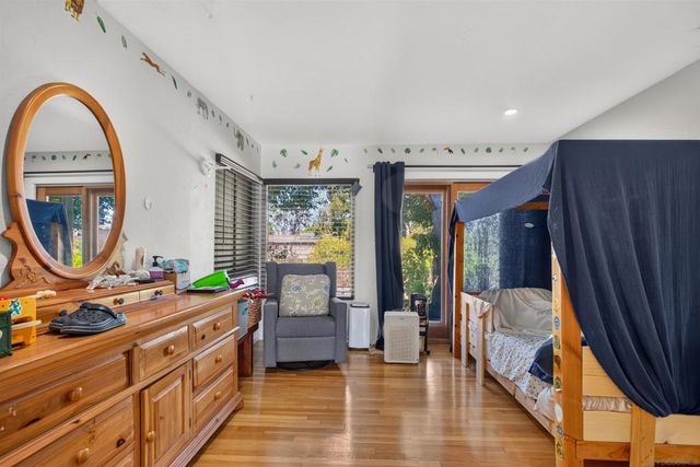 5018 Soledad Rd, San Diego, CA 92109
