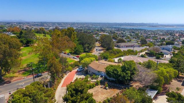 5018 Soledad Rd, San Diego, CA 92109
