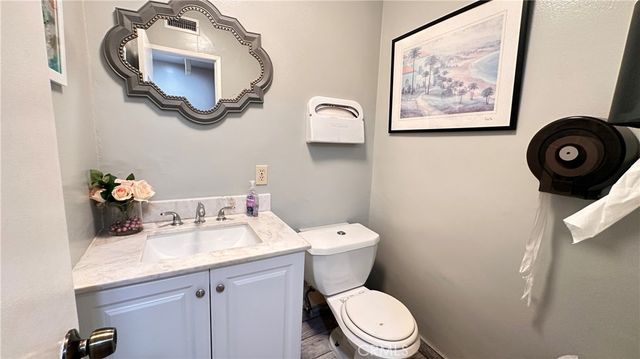 708 N Marengo, Pasadena, CA 91103