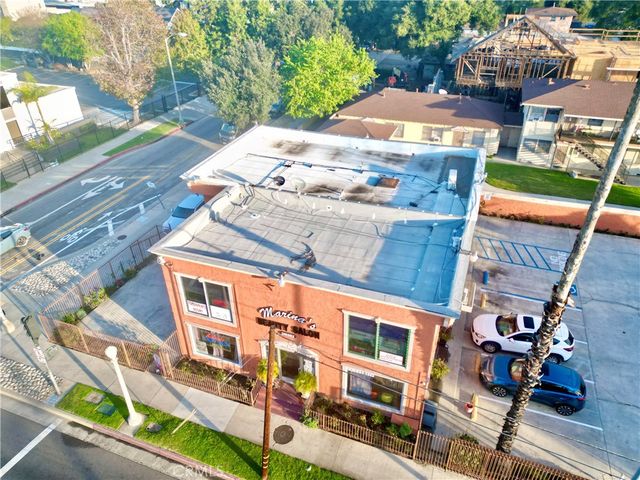 708 N Marengo, Pasadena, CA 91103