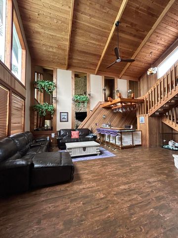 12731 NW 1st Street, Plantation, FL 33325