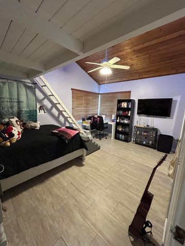 12731 NW 1st Street, Plantation, FL 33325