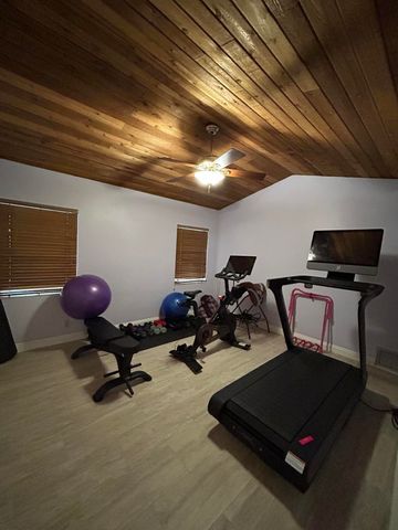 12731 NW 1st Street, Plantation, FL 33325