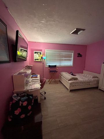 12731 NW 1st Street, Plantation, FL 33325