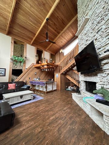 12731 NW 1st Street, Plantation, FL 33325