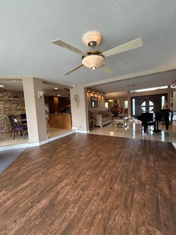 12731 NW 1st Street, Plantation, FL 33325