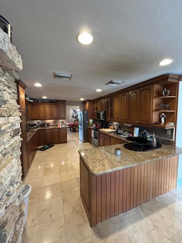 12731 NW 1st Street, Plantation, FL 33325