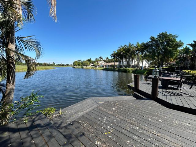 12731 NW 1st Street, Plantation, FL 33325