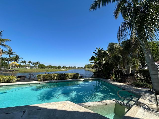 12731 NW 1st Street, Plantation, FL 33325