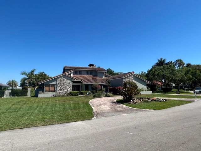 12731 NW 1st Street, Plantation, FL 33325