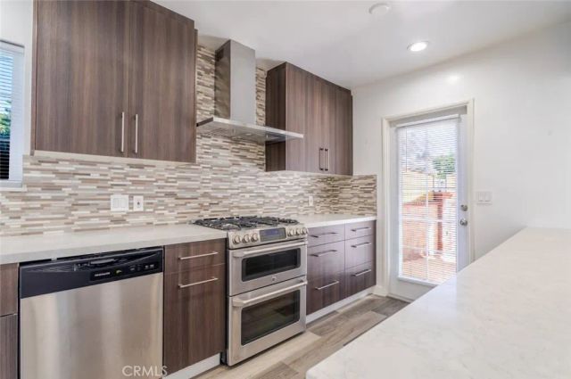 3960 Mayfield Avenue, Glendale, CA 91214