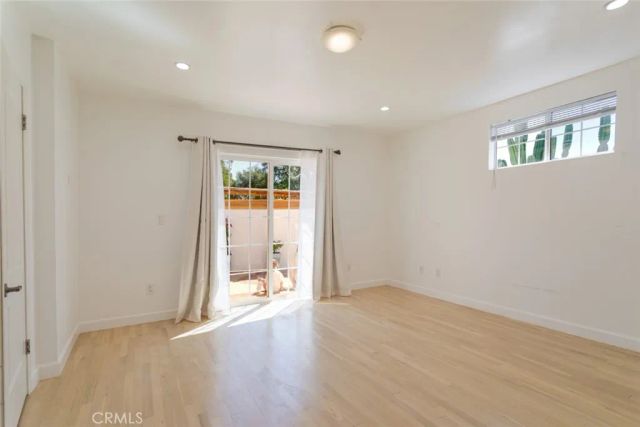 3960 Mayfield Avenue, Glendale, CA 91214