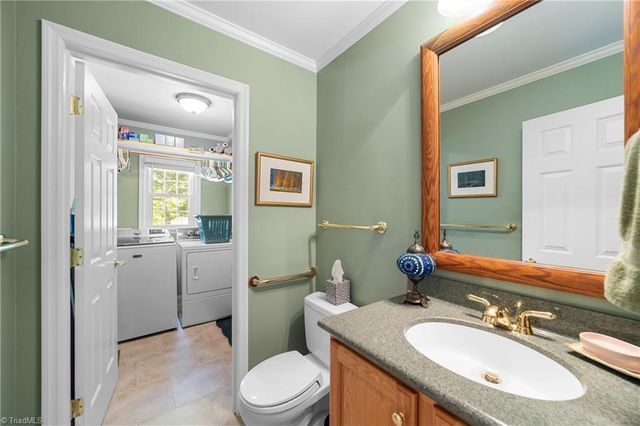 4281 Bower Lane, Winston-salem, NC 27104