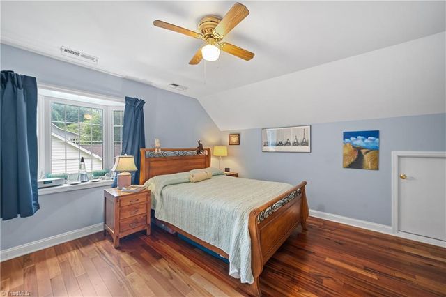 4281 Bower Lane, Winston-salem, NC 27104