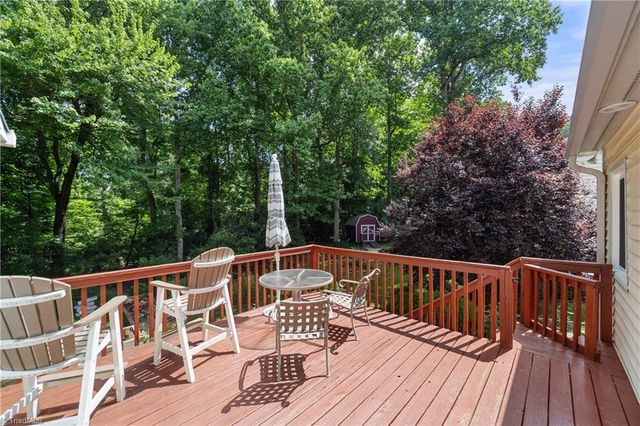 4281 Bower Lane, Winston-salem, NC 27104