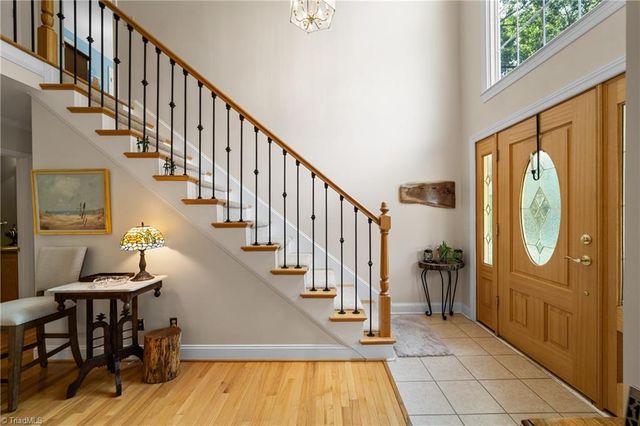 4281 Bower Lane, Winston-salem, NC 27104