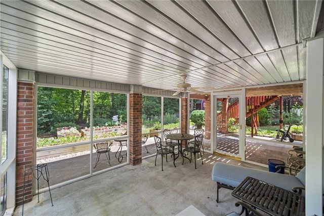 4281 Bower Lane, Winston-salem, NC 27104